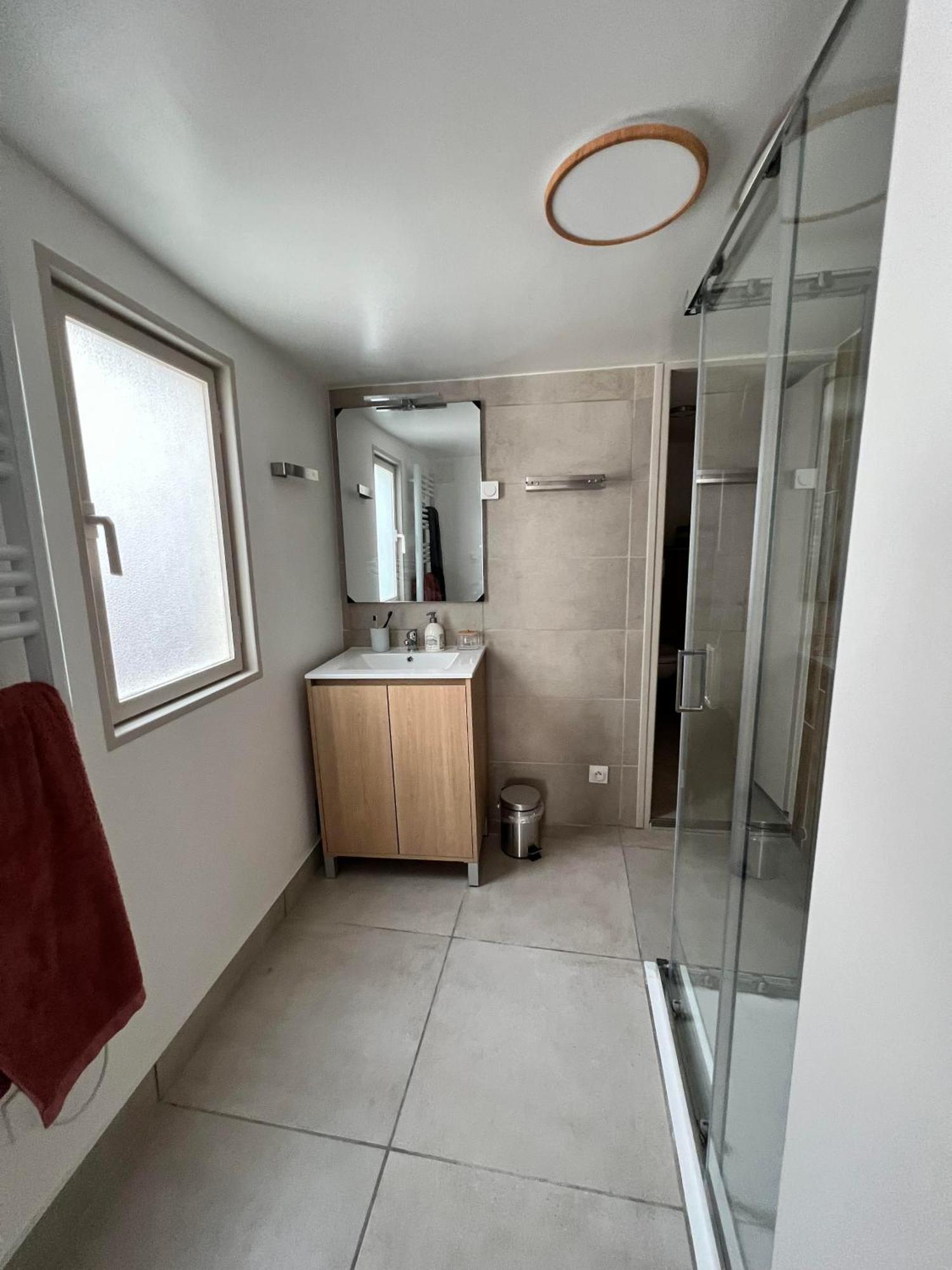 Chez Lucie&Pierre Appartement Relaxant - Centre Ville Verdun - Gere Par Prestazen'Services Bagian luar foto